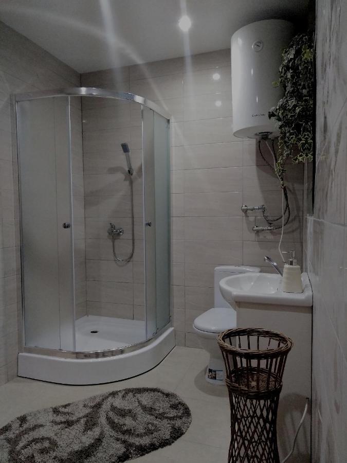 Apartmany Fantagiro Kaluza Ngoại thất bức ảnh